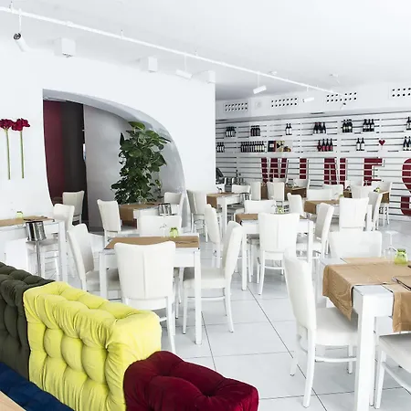 Mariet Hotel